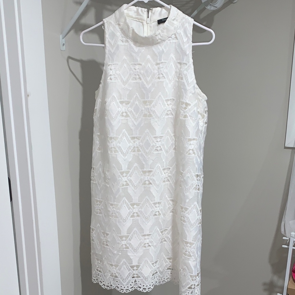 Tahari ASL White Lace Sleeveless Mini Dress